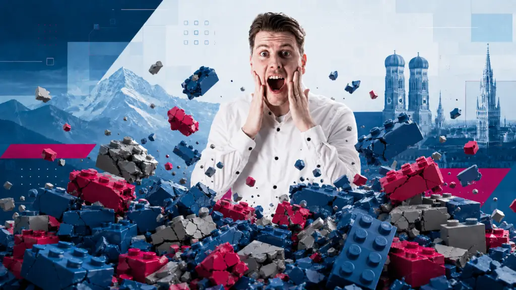 Überraschter Mann zwischen zerbrochenen Klemmbausteinen vor alpiner und digitaler München-Kulisse als Symbol für WordPress Block Themes und FSE.